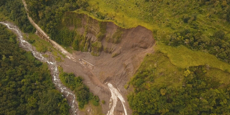 Papua New Guinea Orders Evacuations Following Devastating Landslide