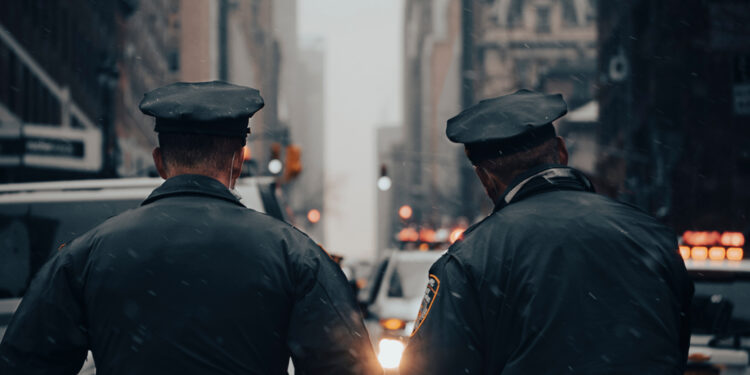 ICE Arrests Venezuelan Migrant After NYPD Assault in Times Square