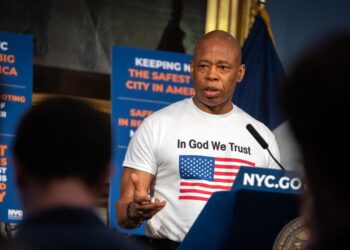 Adams Administration Signs Order Reinstating ICE Operations on Rikers Island